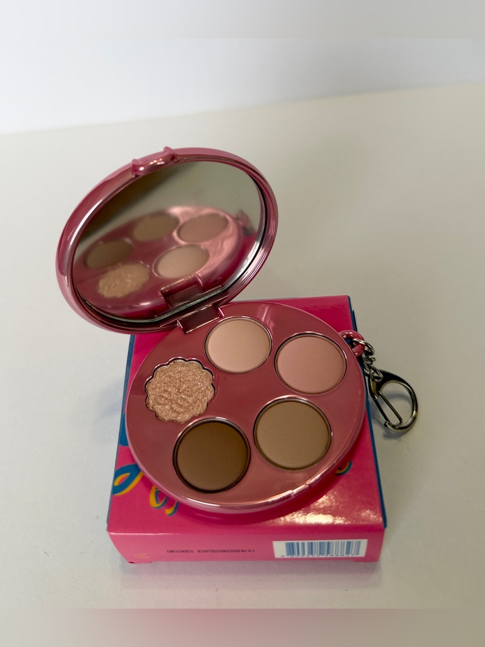 Fwee Pocket Eyeshadow Palette EP03 Strawberry Whip